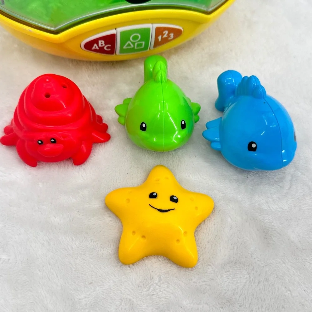 Fisher-Price Laugh & Learn Magical Lights Fishbowl Fun Interactive Musical Toy